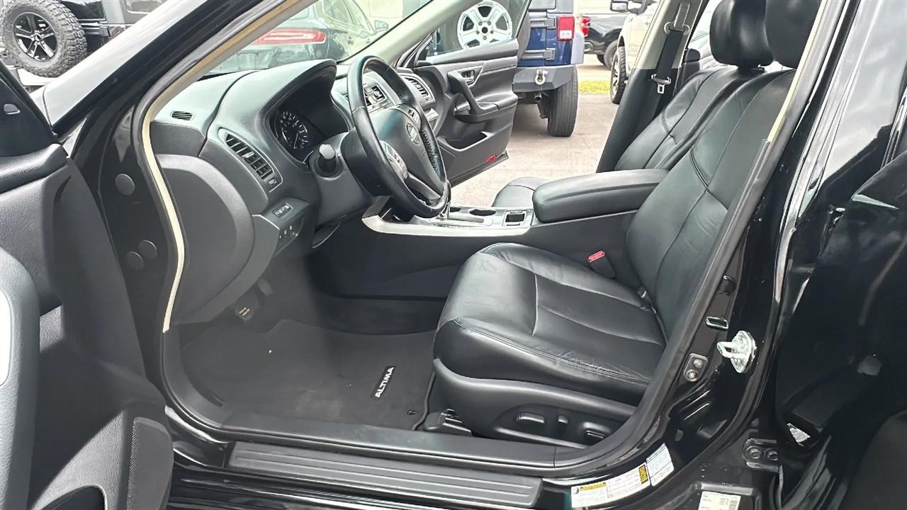 Nissan Altima  2013