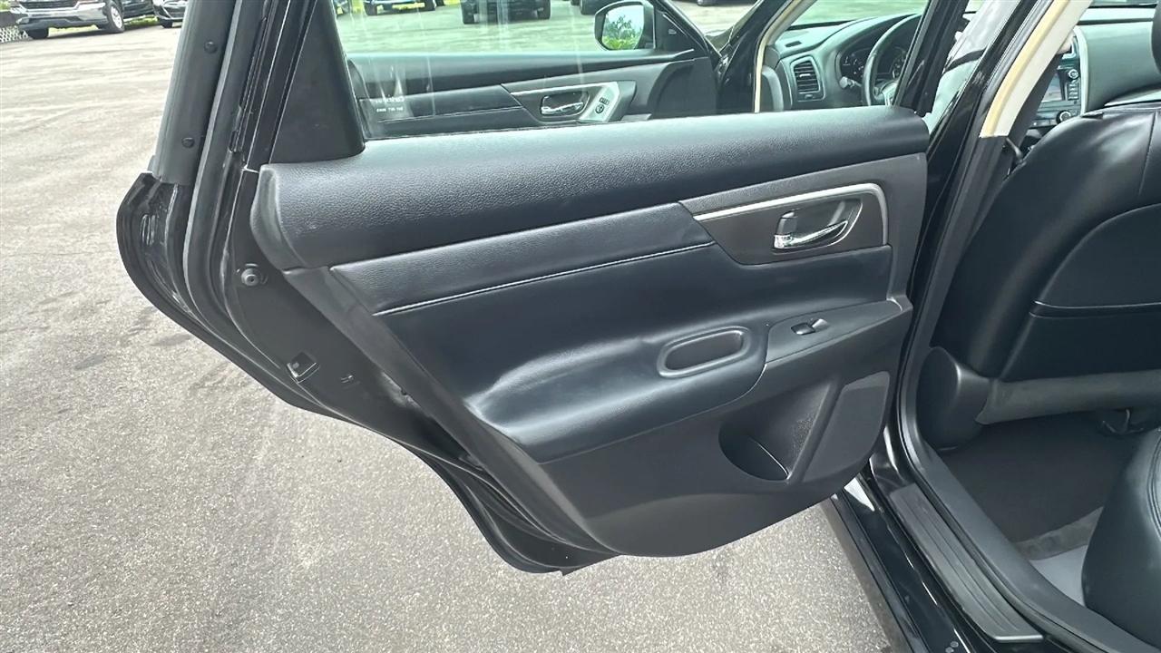 Nissan Altima  2013