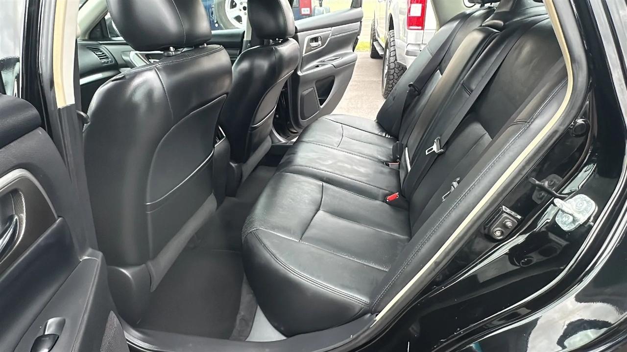 Nissan Altima  2013