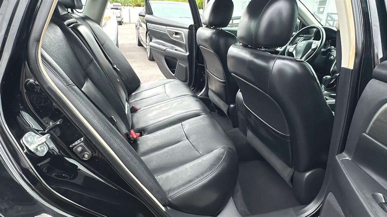 Nissan Altima  2013