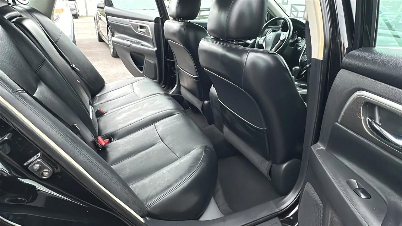 Nissan Altima  2013
