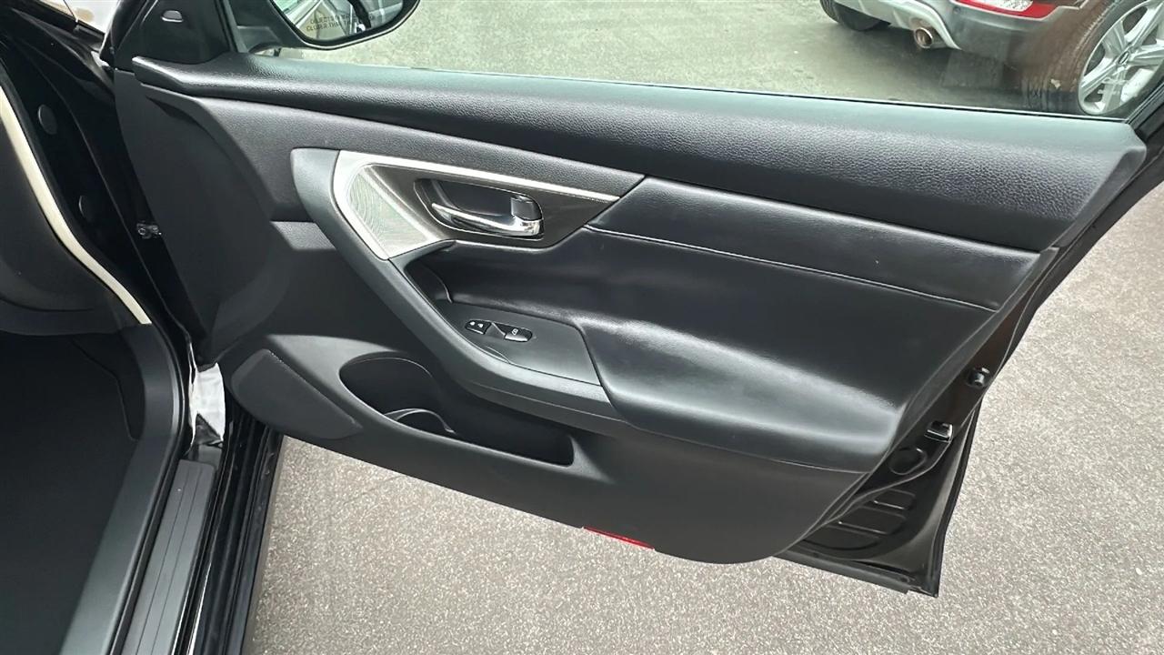 Nissan Altima  2013