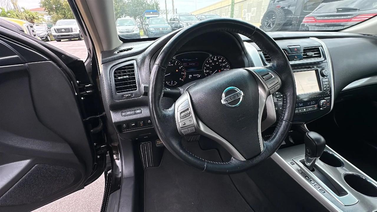 Nissan Altima  2013