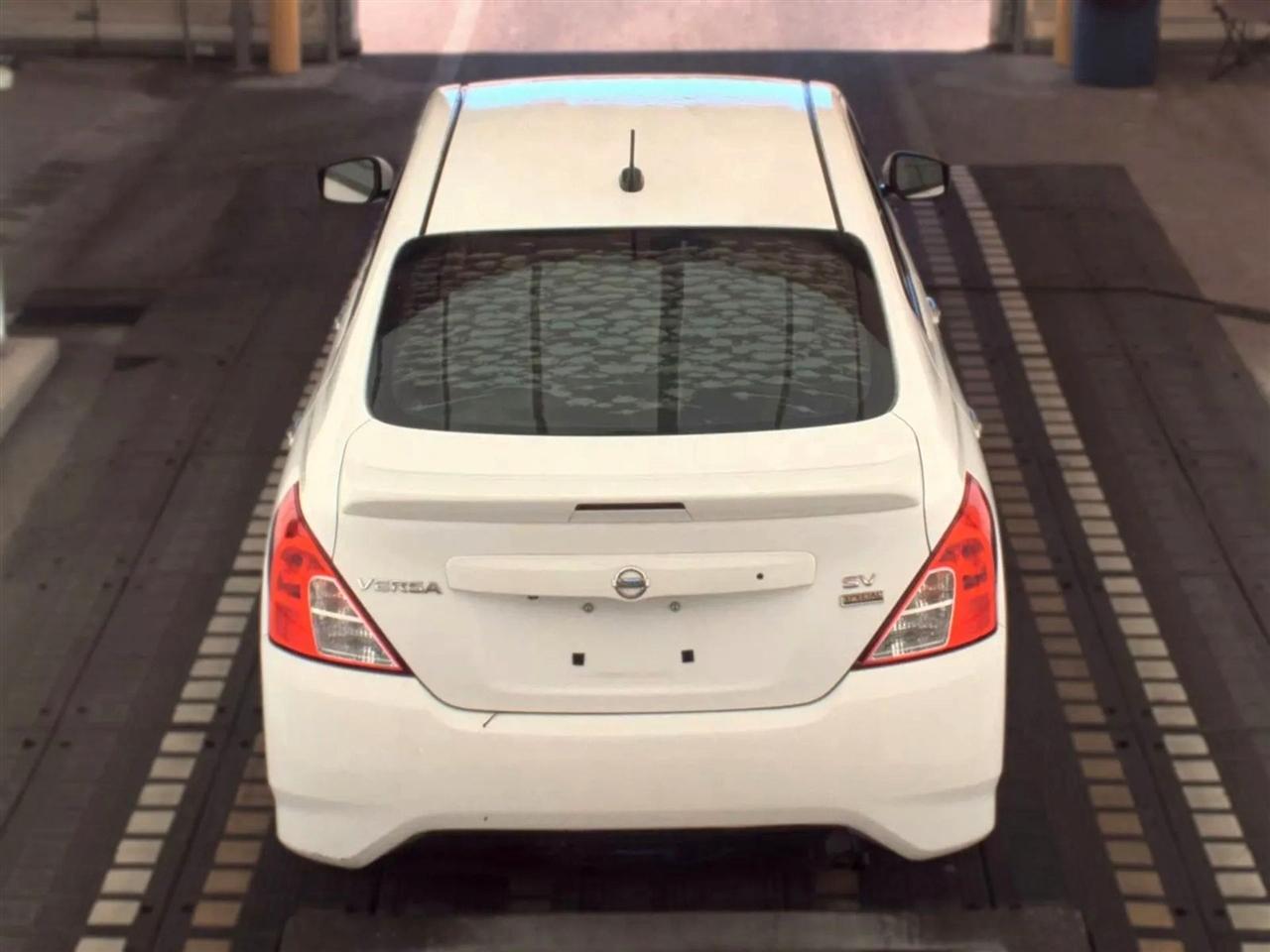 Nissan Versa Sedan  2018