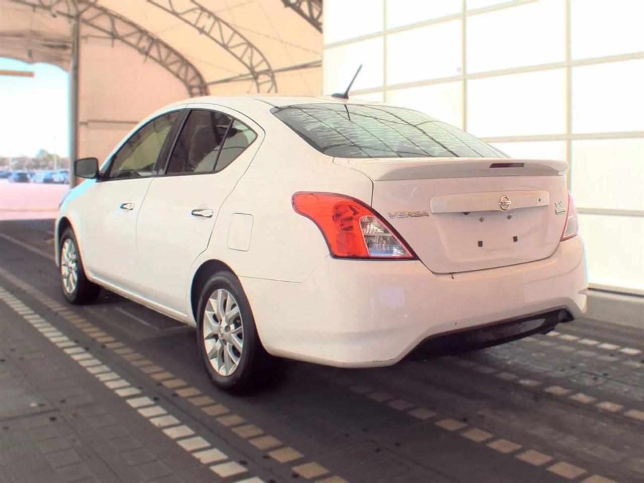 Nissan Versa Sedan  2018