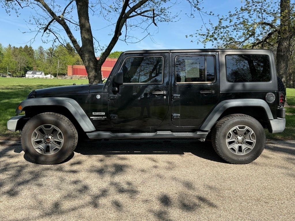 Jeep Wrangler Unlimited 4WD 4dr Sport 2015
