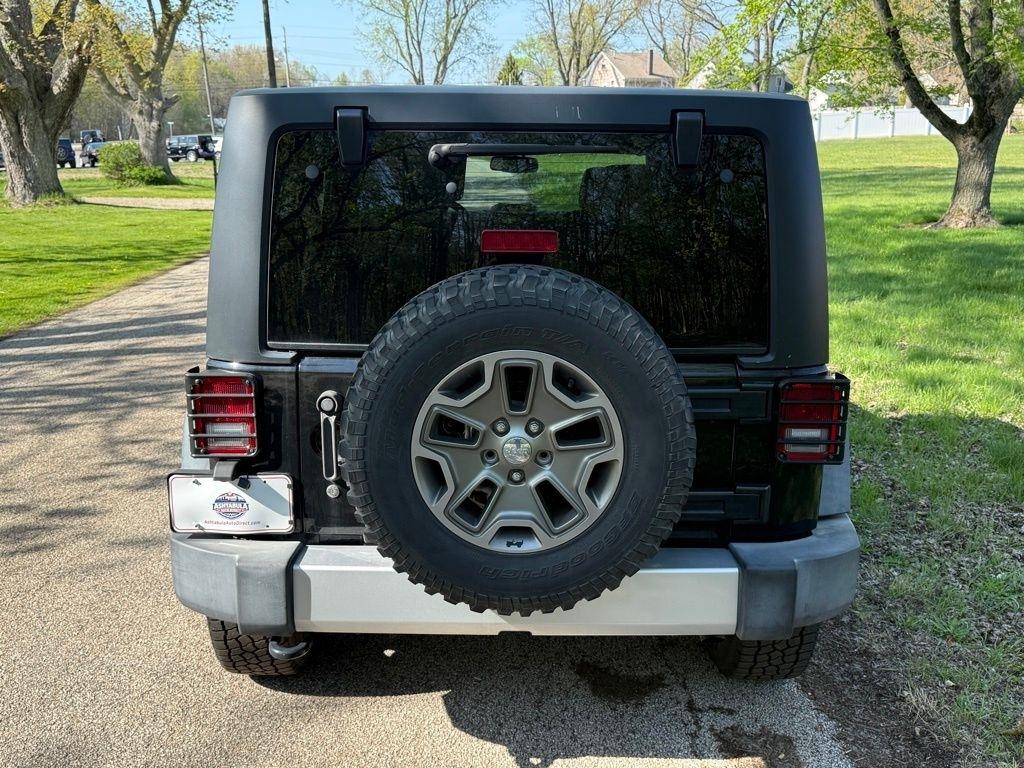 Jeep Wrangler Unlimited 4WD 4dr Sport 2015