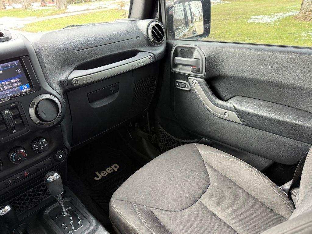 Jeep Wrangler Unlimited 4WD 4dr Sport 2015