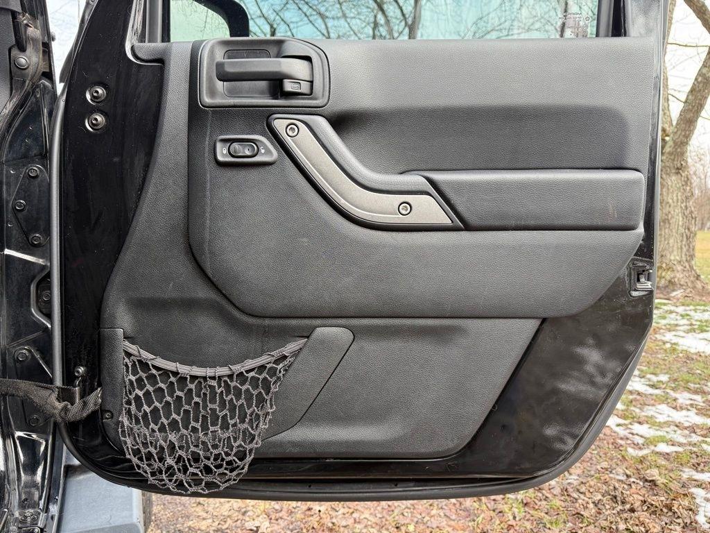 Jeep Wrangler Unlimited 4WD 4dr Sport 2015