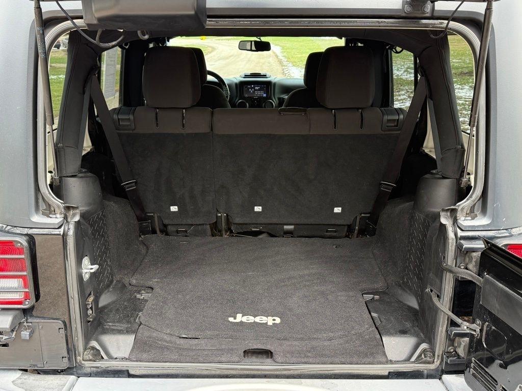 Jeep Wrangler Unlimited 4WD 4dr Sport 2015