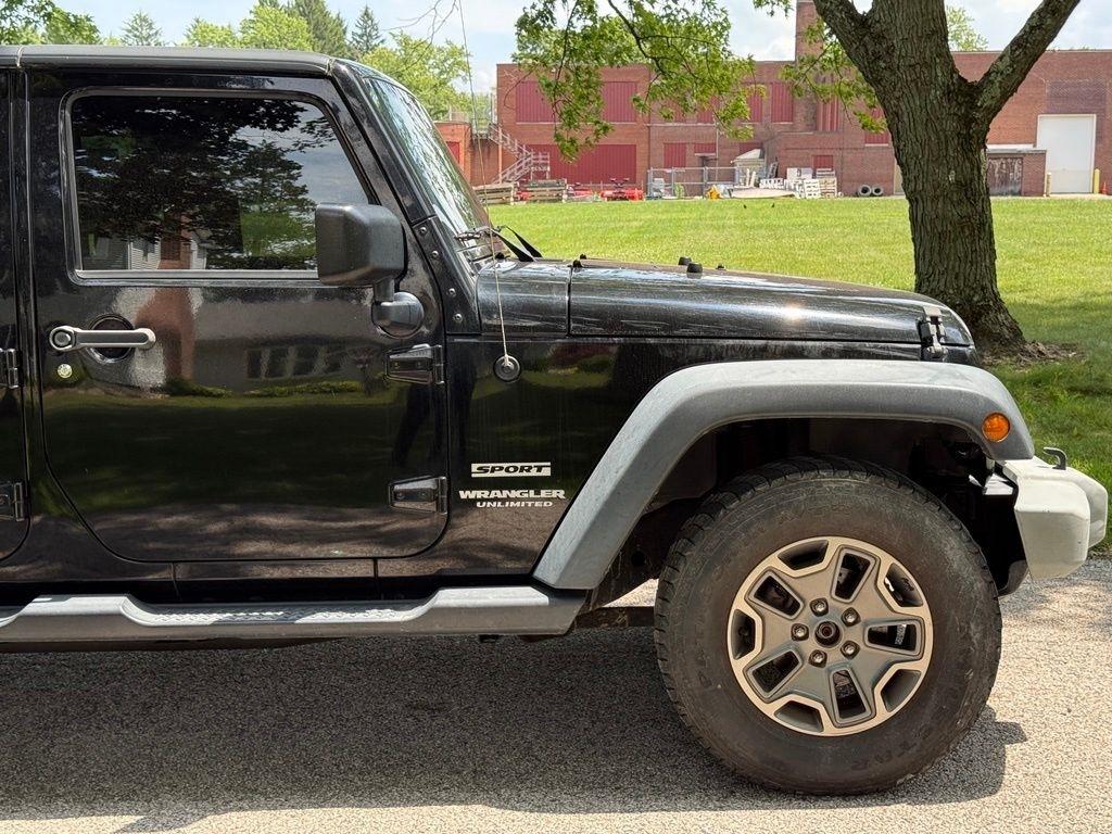 Jeep Wrangler Unlimited 4WD 4dr Sport 2015