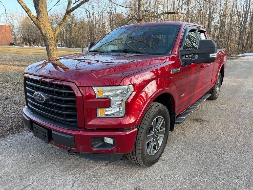 2016 Ford F-150 4WD SuperCab 145" XLT