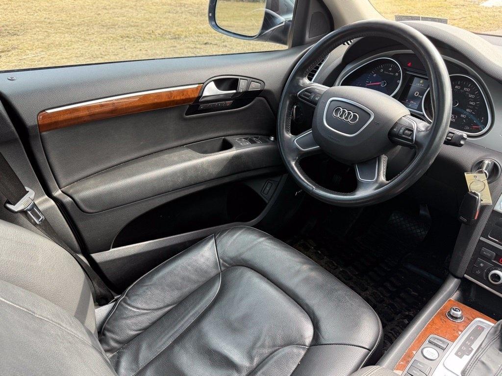 Audi Q7 photo 26
