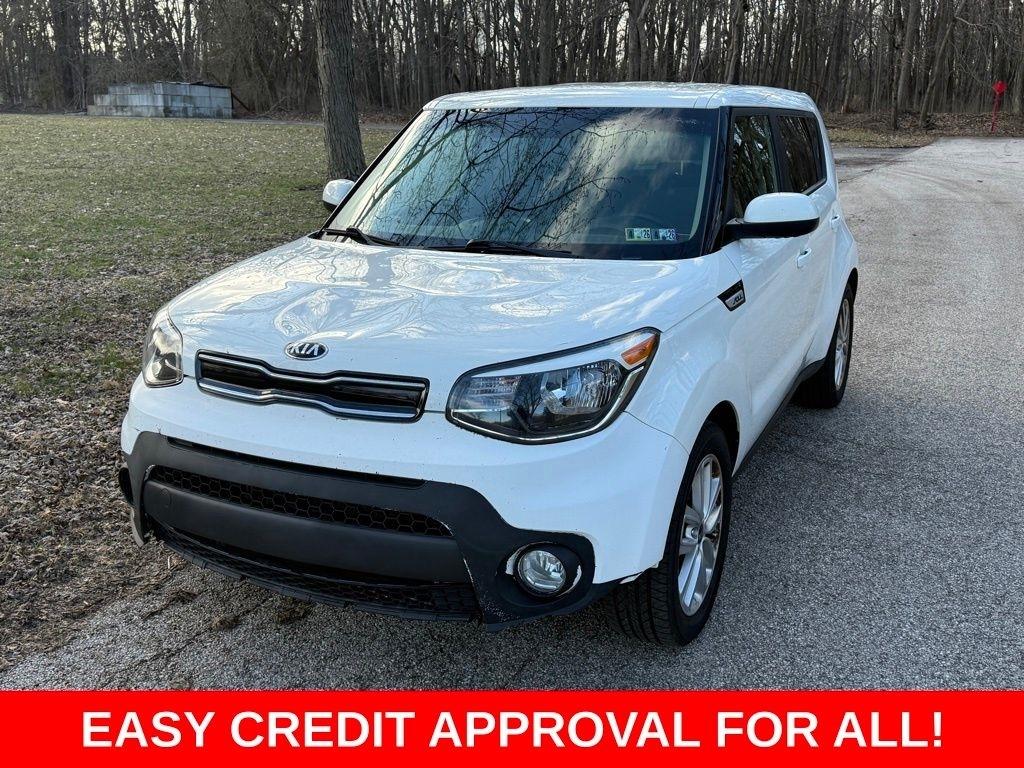 2019 Kia Soul + Auto