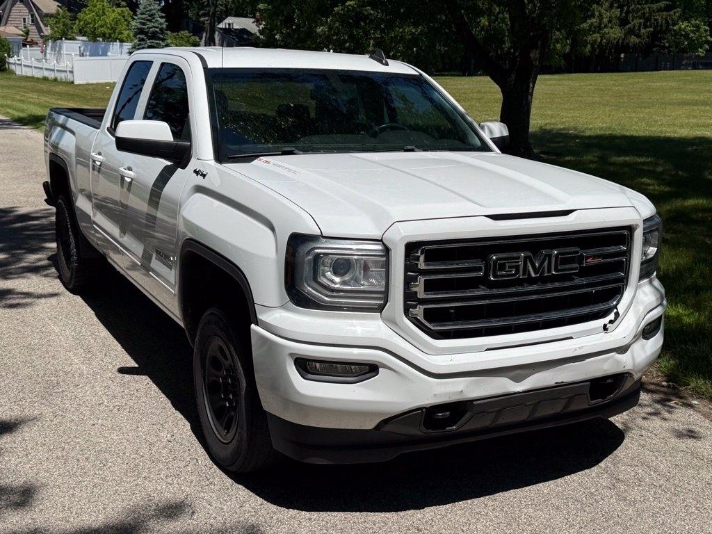 GMC Sierra photo 19