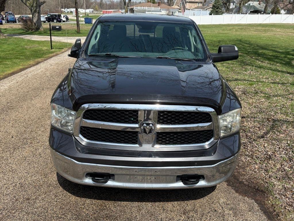 RAM 1500 4WD Quad Cab 140.5" SLT 2017