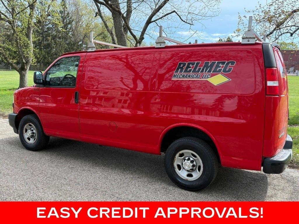Chevrolet Express Cargo Van RWD 3500 135" 2021
