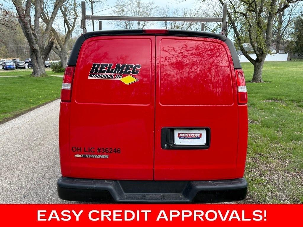 Chevrolet Express Cargo Van RWD 3500 135" 2021