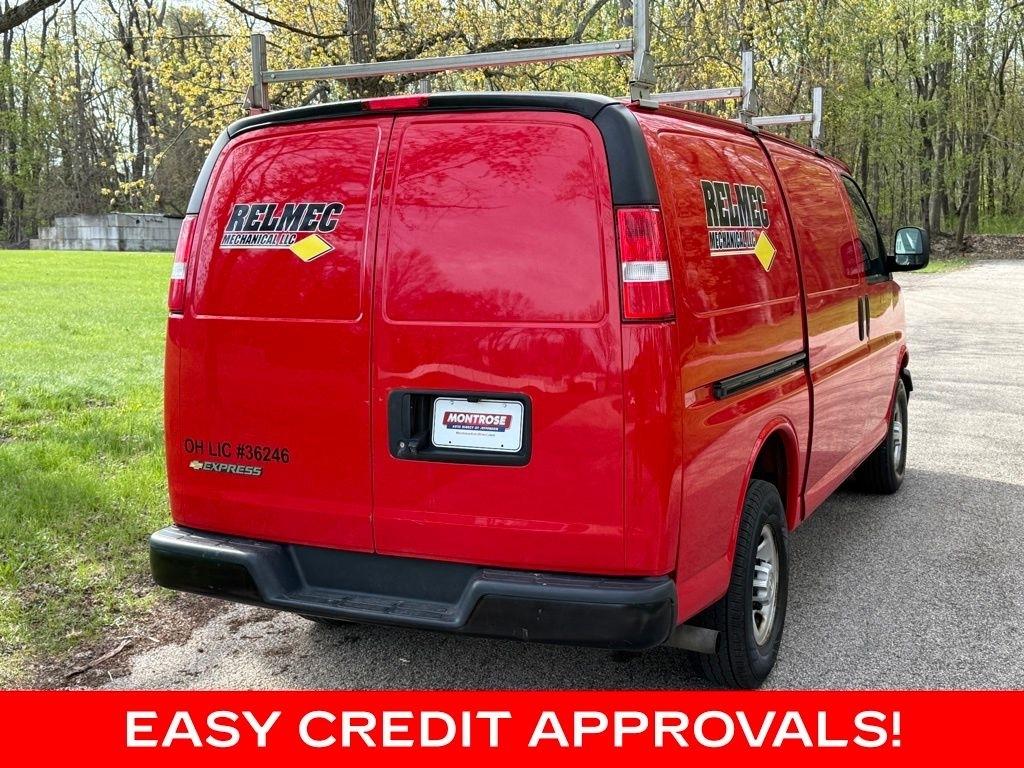 Chevrolet Express Cargo Van RWD 3500 135" 2021