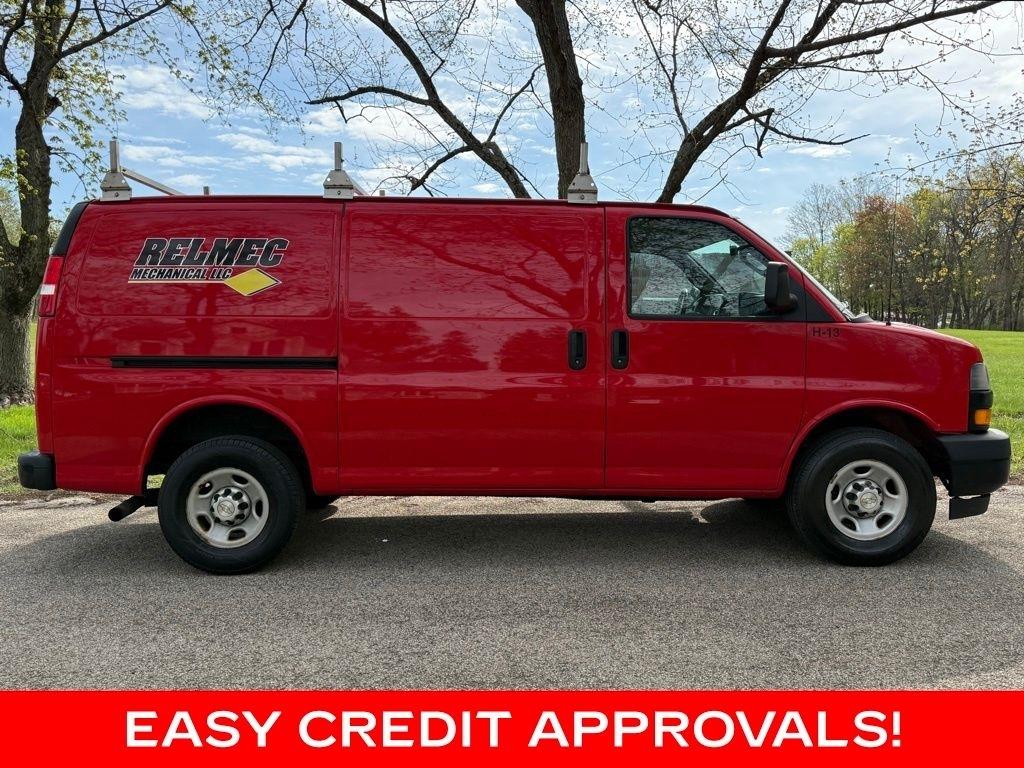 Chevrolet Express Cargo Van RWD 3500 135" 2021