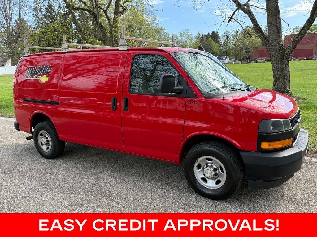 Chevrolet Express Cargo Van RWD 3500 135" 2021