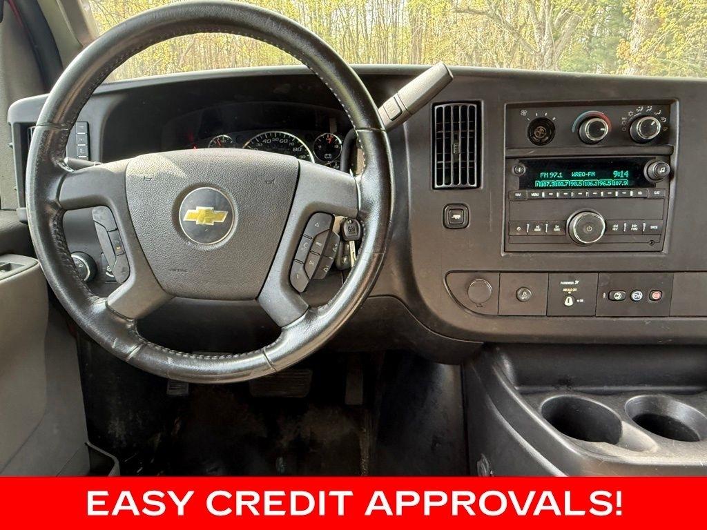 Chevrolet Express Cargo Van RWD 3500 135" 2021
