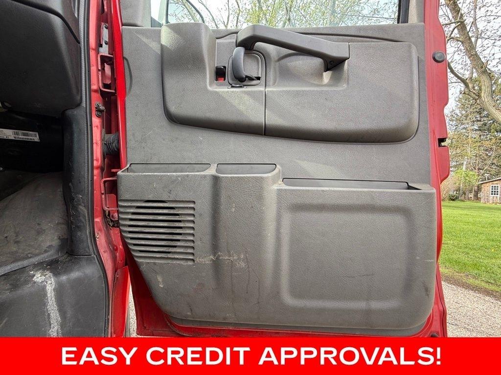 Chevrolet Express Cargo Van RWD 3500 135" 2021