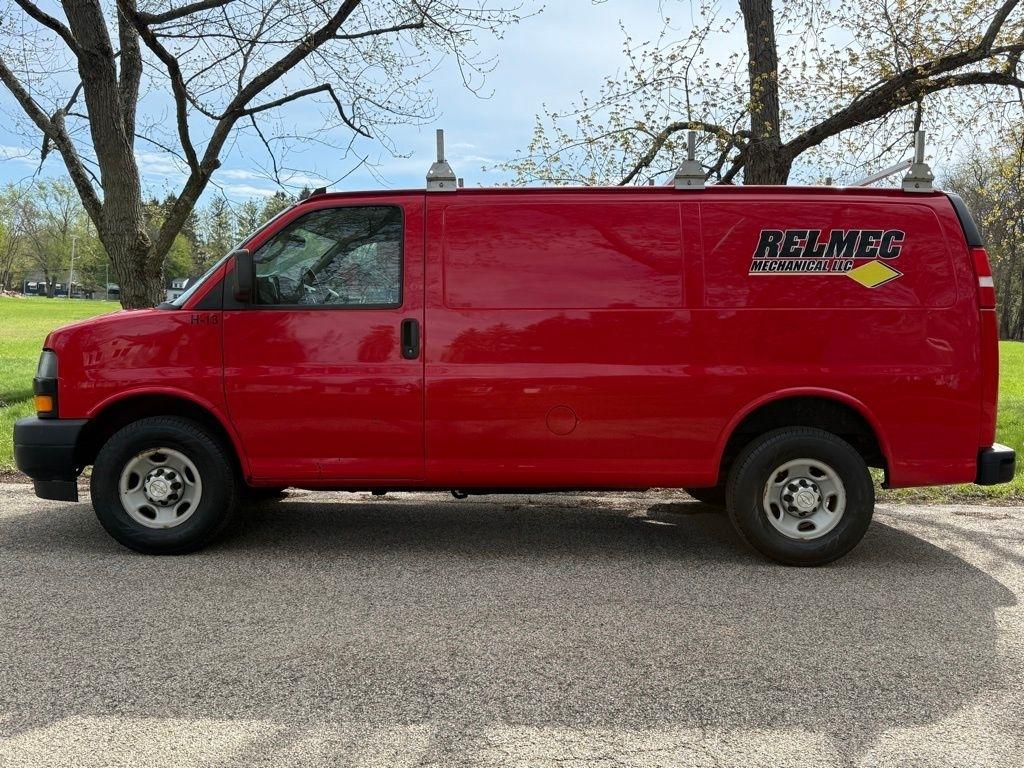 Chevrolet Express Cargo Van RWD 3500 135" 2021