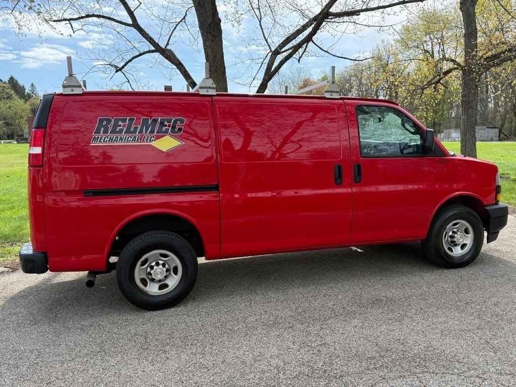 Chevrolet Express Cargo Van RWD 3500 135" 2021