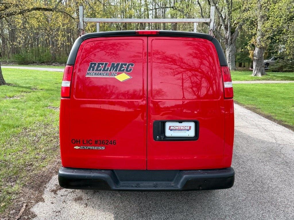 Chevrolet Express Cargo Van RWD 3500 135" 2021