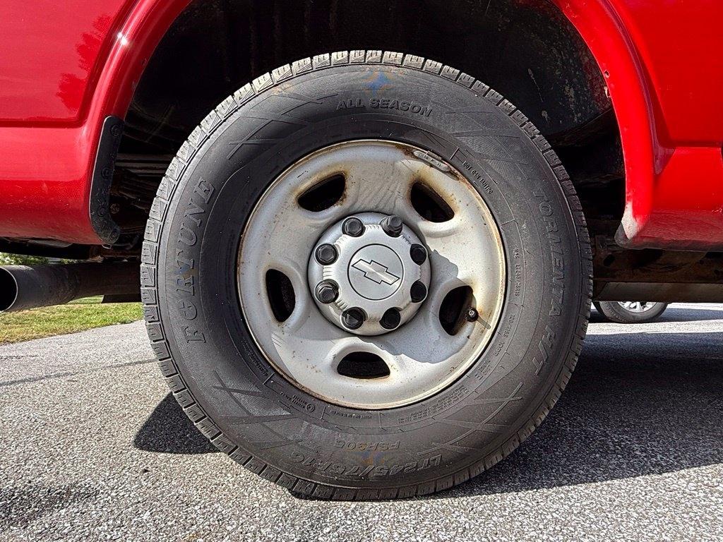 Chevrolet Express Cargo Van RWD 3500 135" 2021