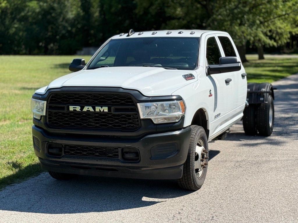 2022 RAM 3500 Chassis Cab Tradesman 2WD Crew Cab 60" CA 172.4" WB