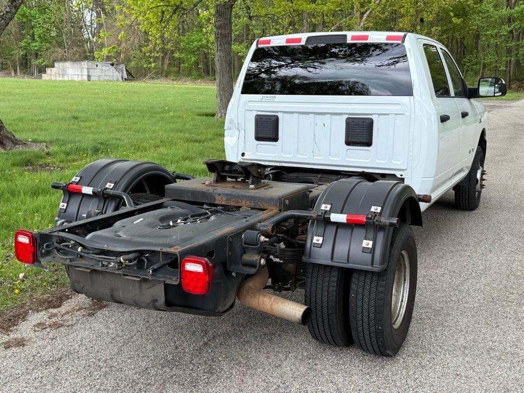 RAM 3500 Chassis Cab Tradesman 2WD Crew Cab 60" CA 172.4" WB 2022