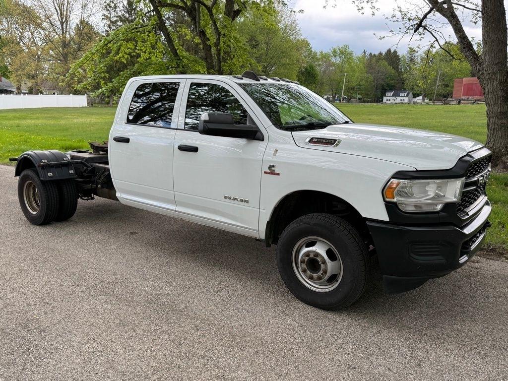 RAM 3500 Chassis Cab Tradesman 2WD Crew Cab 60" CA 172.4" WB 2022