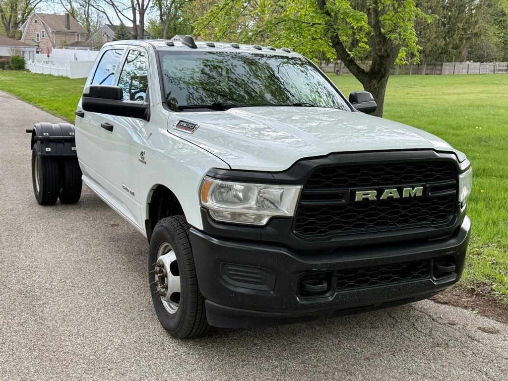 RAM 3500 Chassis Cab Tradesman 2WD Crew Cab 60" CA 172.4" WB 2022