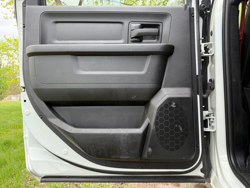 RAM 3500 Chassis Cab Tradesman 2WD Crew Cab 60" CA 172.4" WB 2022