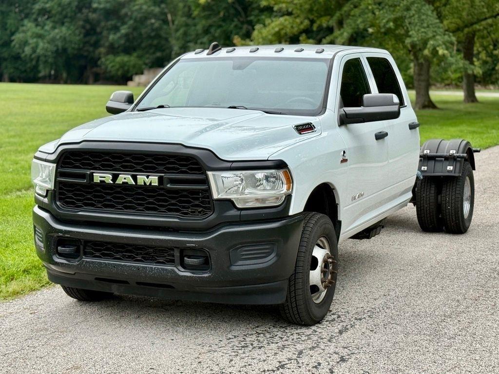 RAM 3500 Chassis Cab Tradesman 2WD Crew Cab 60" CA 172.4" WB 2022