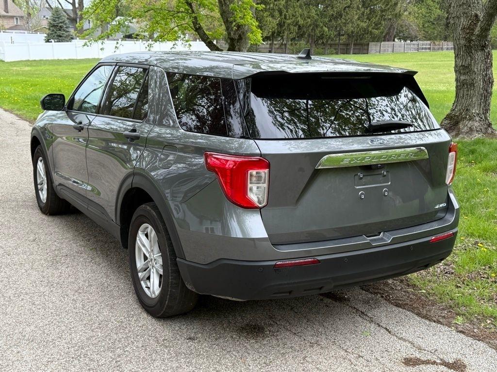 Ford Explorer Base 4WD 2023