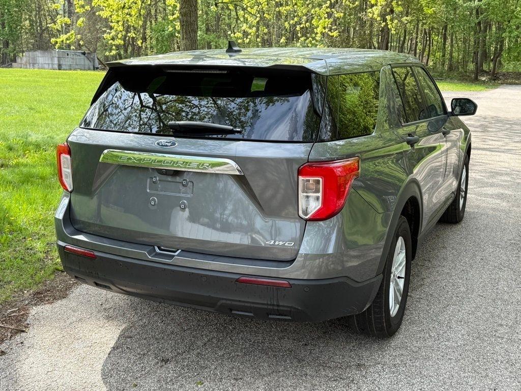 Ford Explorer Base 4WD 2023