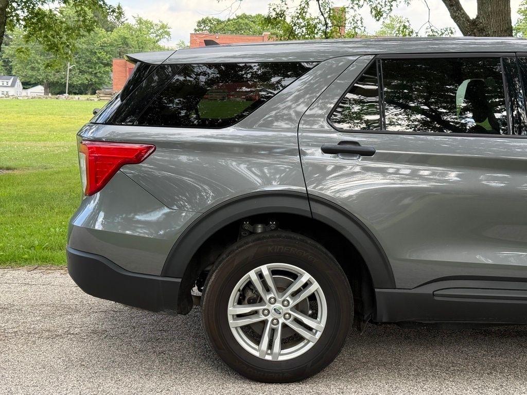 Ford Explorer Base 4WD 2023