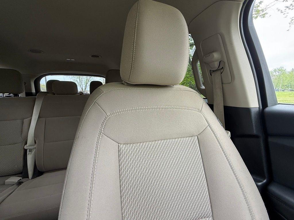 Ford Explorer Base 4WD 2023