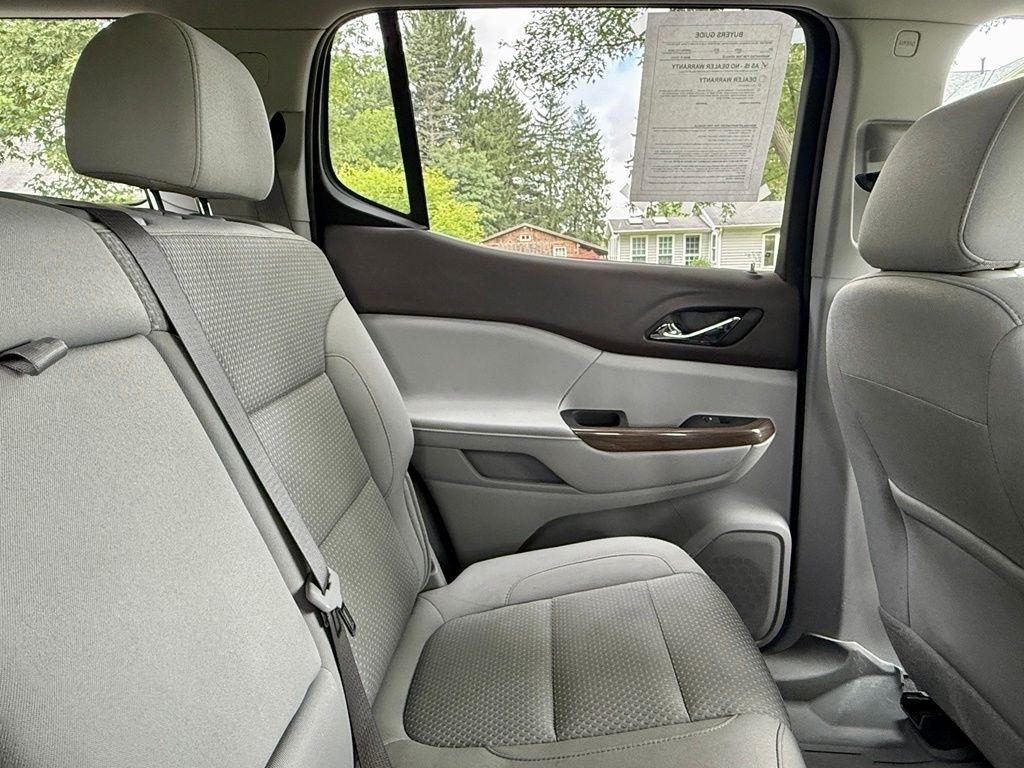 GMC Acadia AWD 4dr SLE 2023
