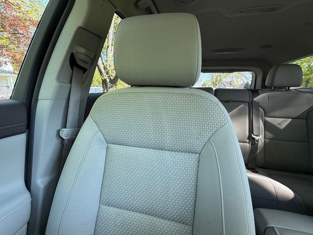GMC Acadia AWD 4dr SLE 2023