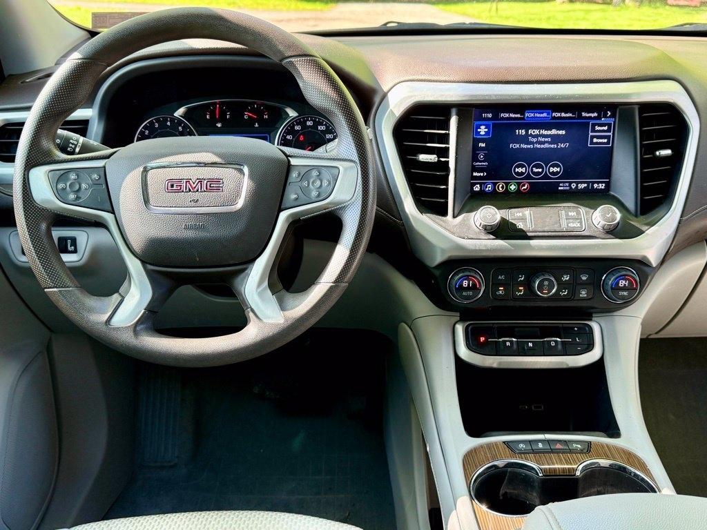 GMC Acadia AWD 4dr SLE 2023