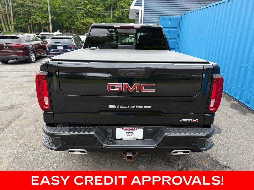 GMC Sierra 1500 4WD Crew Cab 157" AT4 2021