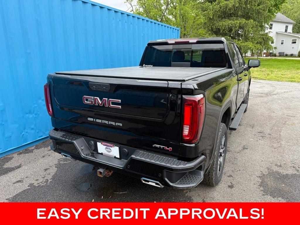GMC Sierra 1500 4WD Crew Cab 157" AT4 2021