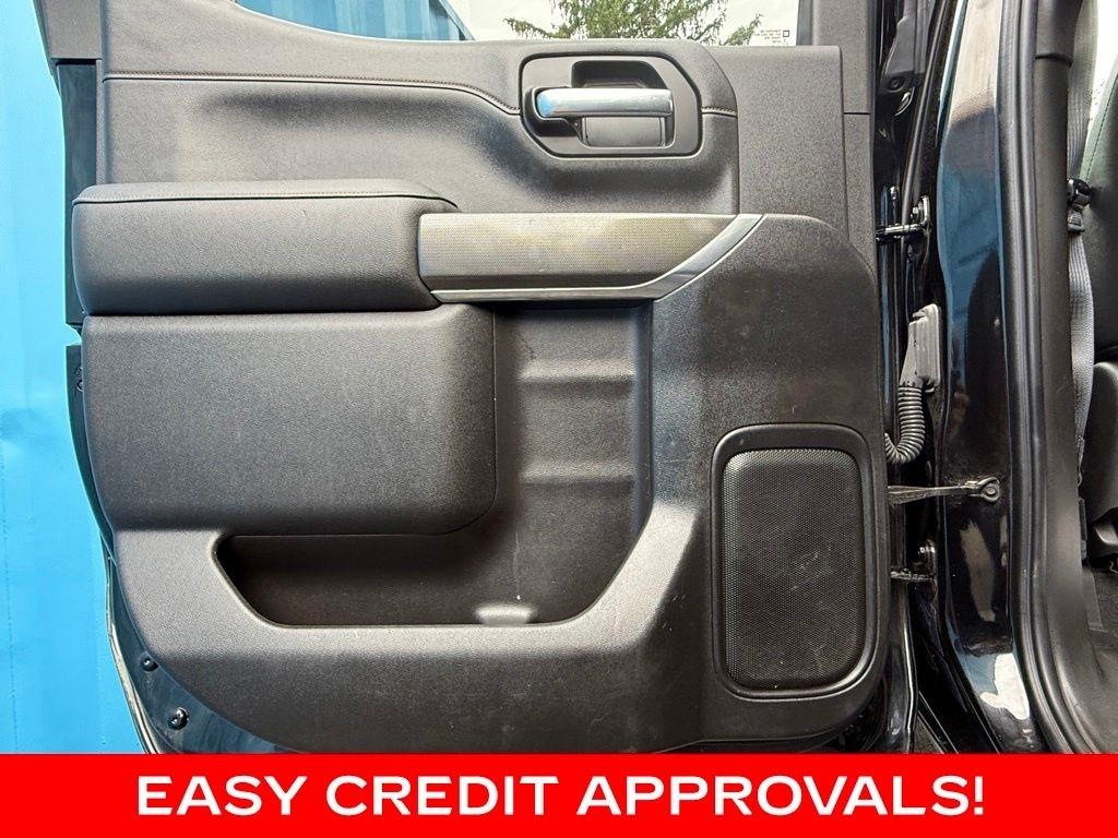 GMC Sierra 1500 4WD Crew Cab 157" AT4 2021