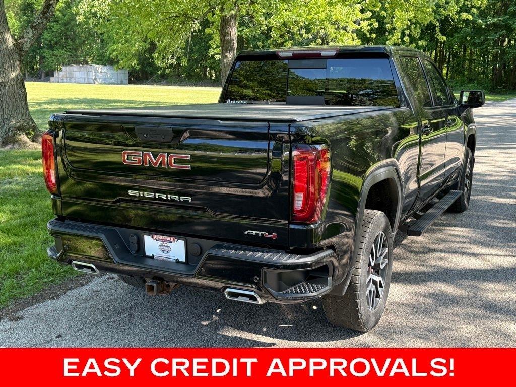 GMC Sierra 1500 4WD Crew Cab 157" AT4 2021