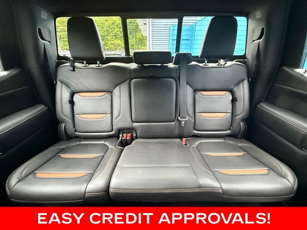 GMC Sierra 1500 4WD Crew Cab 157" AT4 2021