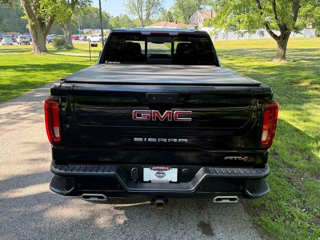 GMC Sierra 1500 4WD Crew Cab 157" AT4 2021